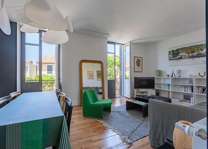 T4 Renove Centre De Appartement Biarritz