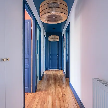 Apartment T4 Renove Centre De